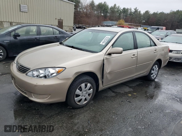 2005 Toyota Camry STD z VIN 4T1BE32K55U629355, wystawiony jako Copart lot #82282494 z przebiegiem 297 925 mil mil oraz Czysty tytuł • Clean title. Historia ofert i sprzedaży dostępna na DreamBid. Obrazek 1.