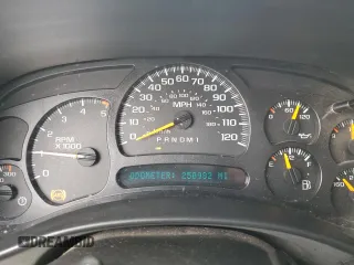 2006 Chevrolet Silverado 3500 DRW LT1 with VIN 1GCJK33D46F154523, listed as a Copart auction lot 84960604 with 250,982 mi miles and Salvage Title. Bid and sale history available at carsss.com. Image 9.