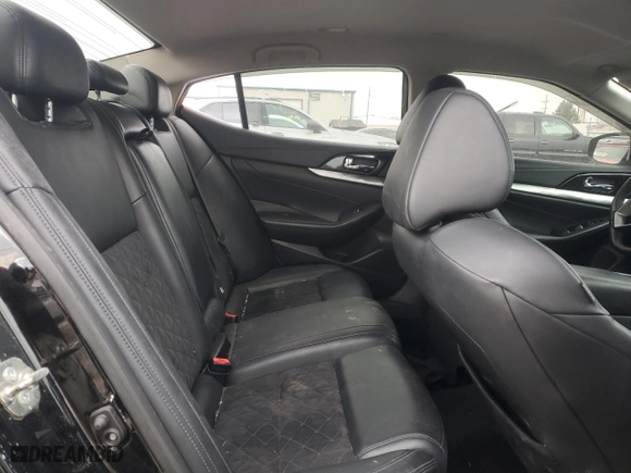 2017 Nissan Maxima SR with VIN 1N4AA6AP4HC366186, listed as a Copart auction lot 50576765 with 94,312 mi miles and Salvage Title. Bid and sale history available at carsss.com. Image 10.