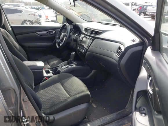 2019 Nissan Rogue SV with VIN KNMAT2MTXKP506487, listed as a IAAI auction lot 41834948 with 139,984 mi miles. Bid and sale history available at carsss.com. Image 5.