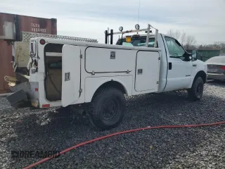 2002 Ford F-350 with VIN 1FDSF35F52EB01591, listed as a Copart auction lot 48350595 with 233,914 mi miles and Salvage title. Bid and sale history available at DreamBid. Image 3.