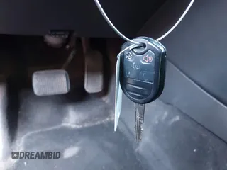 2015 Ford Taurus SEL с VIN 1FAHP2E87FG188711, выставлен на аукционе IAAI как лот 42182809 с пробегом 150 500 миль миль и . История ставок и продаж доступна на DreamBid. Изображение 11.