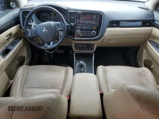 2017 Mitsubishi Outlander GT z VIN JA4JZ4AX6HZ012443, wystawiony jako Copart lot #53775915 z przebiegiem 124 828 mil mil oraz Szkoda całkowita • Salvage title. Historia ofert i sprzedaży dostępna na DreamBid. Obrazek 8.