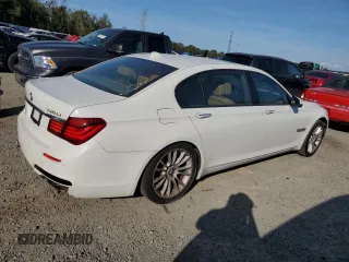 2014 BMW 7 Series 740Li xDrive with VIN WBAYF4C58ED281977, listed as a Copart auction lot 44084005 with 154,592 mi miles and Clean Title. Bid and sale history available at carsss.com. Image 3.