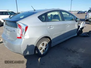 2015 Toyota Prius Four with VIN JTDKN3DU0F0477528, listed as a IAAI auction lot 41761325 with 140,156 mi miles. Bid and sale history available at carsss.com. Image 4.