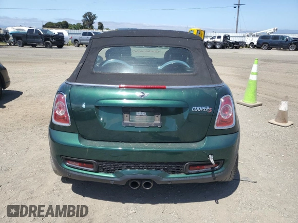 2013 MINI Convertible S с VIN WMWZP3C52DT705167, выставлен на аукционе Copart как лот 58661395 с пробегом 93 205 миль миль и Чистый • Clean title. История ставок и продаж доступна на DreamBid. Изображение 6.