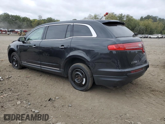 2015 Lincoln MKT with VIN 2LMHJ5NK9FBL04491, listed as a Copart auction lot 81691854 with 334,735 mi miles and Non Repairable. Bid and sale history available at DreamBid. Image 2.