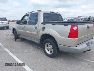2005 Ford Explorer Sport Trac XLS with VIN 1FMZU67K05UA12487, listed as a IAAI auction lot 42371318 with Not provided miles and . Bid and sale history available at DreamBid. Image 3.
