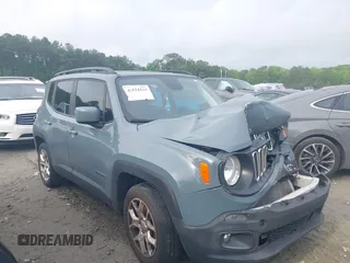 2018 Jeep Renegade Altitude with VIN ZACCJABB1JPJ40873, listed as a IAAI auction lot 42124424 with Not provided miles and . Bid and sale history available at DreamBid. Image 13.