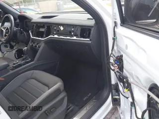 2021 Volkswagen Atlas SEL Premium R-Line with VIN 1V2FE2CA2MC206046, listed as a IAAI auction lot 41547596 with 13,805 mi miles and . Bid and sale history available at DreamBid. Image 5.