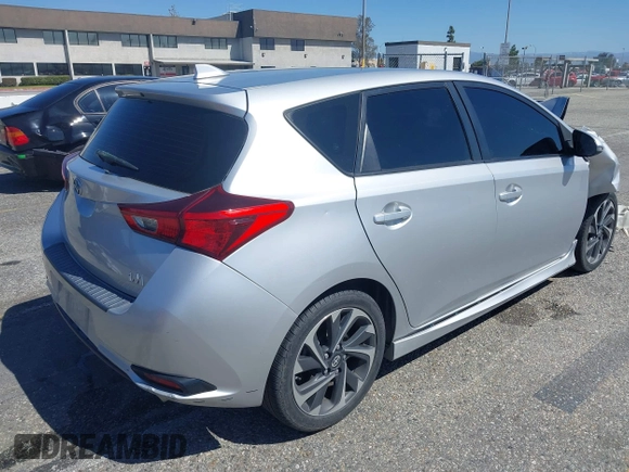 2016 Scion iM z VIN JTNKARJE3GJ519712, wystawiony jako IAAI lot #41827680 z przebiegiem 90 283 mil mil oraz . Historia ofert i sprzedaży dostępna na DreamBid. Obrazek 4.