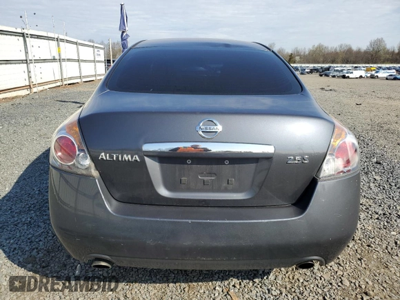 2009 Nissan Altima S with VIN 1N4AL21E69N493786, listed as a Copart auction lot 52427125 with 135,767 mi miles and Salvage Title. Bid and sale history available at DreamBid. Image 6.
