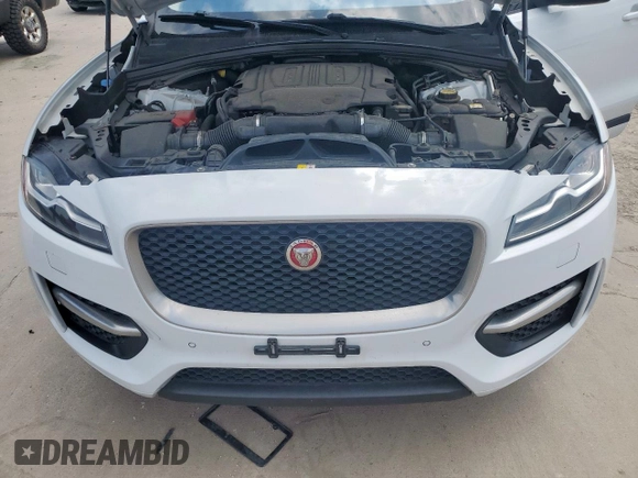 2017 Jaguar F-Pace 35t R-Sport с VIN SADCL2BV6HA072842, выставлен на аукционе Copart как лот 56602175 с пробегом 116 012 миль миль и Списание • Salvage title. История ставок и продаж доступна на DreamBid. Изображение 12.