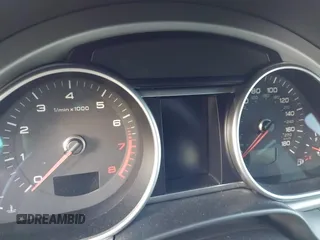 2015 Audi Q7 S line Prestige с VIN WA1DGAFE3FD014444, выставлен на аукционе IAAI как лот 42402252 с пробегом Не указан миль и . История ставок и продаж доступна на DreamBid. Изображение 7.