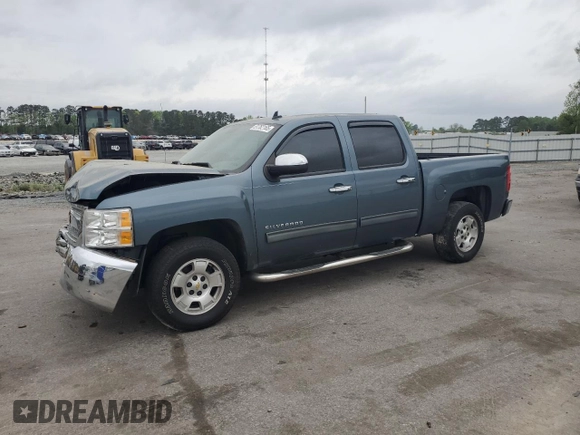 2013 Chevrolet Silverado 1500 LT with VIN 3GCPCSE02DG153586, listed as a Copart auction lot 51762165 with 149,659 mi miles and Salvage Title. Bid and sale history available at DreamBid. Image 1.