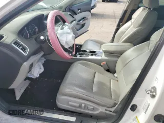 2017 Acura TLX Technology z VIN 19UUB1F58HA005393, wystawiony jako Copart lot #56002715 z przebiegiem 110 215 mil mil oraz Nie do naprawy • Non repairable. Historia ofert i sprzedaży dostępna na DreamBid. Obrazek 7.