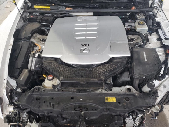 2016 Lexus LS 460 with VIN JTHBL5EF1G5140323, listed as a Copart auction lot 46090725 with 62,707 mi miles and Salvage title. Bid and sale history available at DreamBid. Image 11.