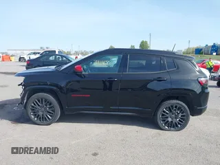 2023 Jeep Compass (RED) Edition с VIN 3C4NJDCN8PT502589, выставлен на аукционе IAAI как лот 39114686 с пробегом 16 116 миль миль и . История ставок и продаж доступна на DreamBid. Изображение 15.