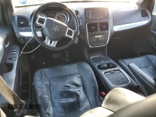 2011 Dodge Grand Caravan R/T with VIN 2D4RN7DG9BR696121, listed as a Copart auction lot 88876165 with 231,021 mi miles and Salvage Title. Bid and sale history available at DreamBid. Image 8.