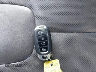 2019 Hyundai Santa Fe Ultimate with VIN 5NMS5CAA0KH067753, listed as a IAAI auction lot 41884396 with 31,343 mi miles and . Bid and sale history available at DreamBid. Image 11.