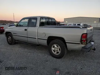 1996 Dodge 1500 z VIN 3B7HC13Y8TG197971, wystawiony jako Copart lot #82565154 z przebiegiem 248 833 mil mil oraz Szkoda całkowita • Salvage title. Historia ofert i sprzedaży dostępna na DreamBid. Obrazek 2.