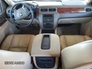 2014 GMC Yukon XL SLT with VIN 1GKS1KE09ER188163, listed as a Copart auction lot 43008295 with 99,479 mi miles and Salvage Title. Bid and sale history available at carsss.com. Image 8.