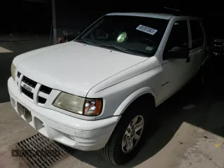 2004 Isuzu Rodeo S with VIN 4S2DM58W544300969, listed as a Copart auction lot 69563444 with 304,129 mi miles and Non Repairable. Bid and sale history available at DreamBid. Image 1.