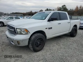 2015 Ram 1500 Lone Star z VIN 1C6RR6LT2FS581723, wystawiony jako Copart lot #83680124 z przebiegiem 216 042 mil mil oraz Czysty tytuł • Clean title. Historia ofert i sprzedaży dostępna na DreamBid. Obrazek 1.