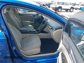 2017 Ford Fusion SE with VIN 3FA6P0H7XHR219184, listed as a IAAI auction lot 42469809 with 45,499 mi miles and . Bid and sale history available at DreamBid. Image 5.