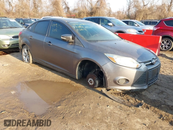 2014 Ford Focus SE with VIN 1FADP3F29EL392642, listed as a IAAI auction lot 41496380 with 101,606 mi miles and . Bid and sale history available at carsss.com. Image 1.