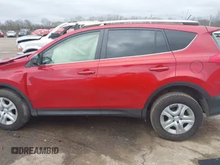 2015 Toyota RAV4 LE z VIN JTMBFREV0FD145315, wystawiony jako IAAI lot #42139482 z przebiegiem 130 953 mil mil oraz . Historia ofert i sprzedaży dostępna na DreamBid. Obrazek 13.
