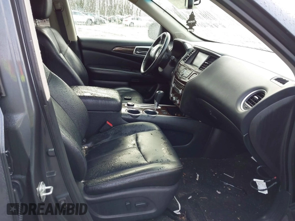 2013 Nissan Pathfinder SV with VIN 5N1AR2MM2DC614471, listed as a IAAI auction lot 41740633 with 224,796 mi miles. Bid and sale history available at carsss.com. Image 5.