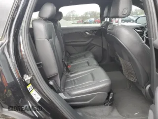2017 Audi Q7 Premium Plus with VIN WA1LAAF78HD038322, listed as a Copart auction lot 49668215 with 136,026 mi miles and Salvage Title. Bid and sale history available at DreamBid. Image 11.