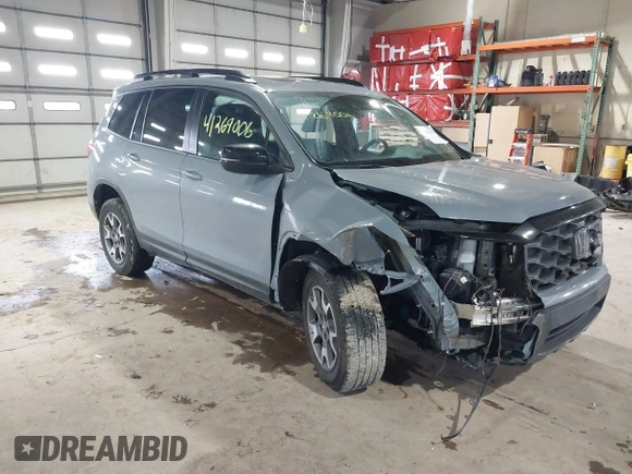 2022 Honda Passport TrailSport with VIN 5FNYF8H68NB003147, listed as a IAAI auction lot 41269006 with 61,026 mi miles and . Bid and sale history available at DreamBid. Image 1.