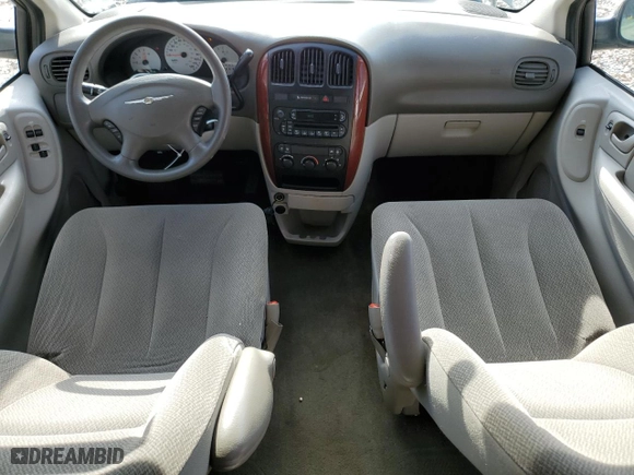 2006 Chrysler Town & Country SWB with VIN 1A4GP45R66B540761, listed as a Copart auction lot 86452974 with 157,714 mi miles and Salvage Title. Bid and sale history available at carsss.com. Image 8.