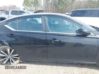 2021 Nissan Altima 2.5 SR with VIN 1N4BL4CV6MN418723, listed as a IAAI auction lot 41794869 with 64,237 mi miles. Bid and sale history available at carsss.com. Image 13.