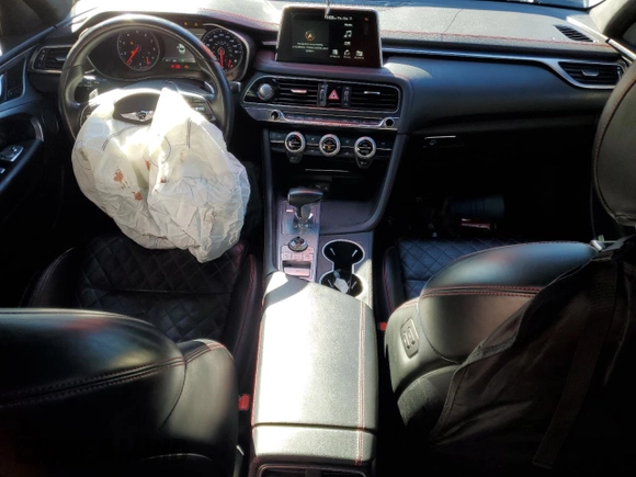 2019 Genesis G70 3.3T Advanced with VIN KMTG34LE1KU022137, listed as a Copart auction lot 76611254 with 59,082 mi miles and Salvage Title. Bid and sale history available at carsss.com. Image 8.