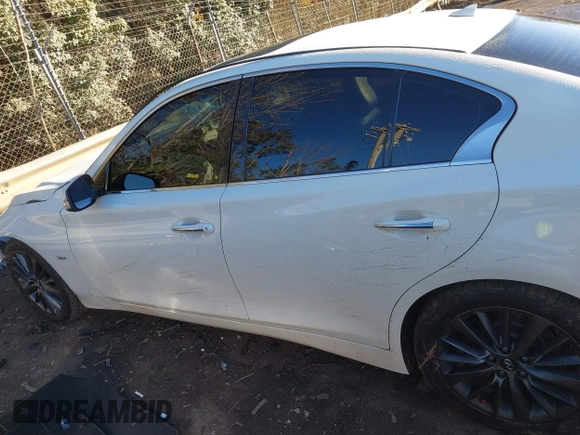 2018 Infiniti Q50 3.0t LUXE with VIN JN1EV7AP2JM590470, listed as a IAAI auction lot 41439162 with 155,029 mi miles. Bid and sale history available at carsss.com. Image 15.