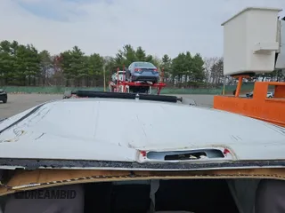 2017 Ram 2500 Tradesman z VIN 3C6UR5HJXHG647375, wystawiony jako IAAI lot #42608451 z przebiegiem 162 998 mil mil oraz . Historia ofert i sprzedaży dostępna na DreamBid. Obrazek 37.