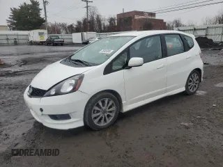 2013 Honda Fit Sport с VIN JHMGE8H53DC039134, выставлен на аукционе Copart как лот 45926385 с пробегом 129 933 миль миль и Списание • Salvage title. История ставок и продаж доступна на DreamBid. Изображение 1.