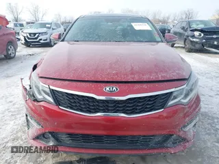 2019 Kia Optima LX with VIN 5XXGT4L31KG349821, listed as a IAAI auction lot 41366118 with 94,181 mi miles. Bid and sale history available at carsss.com. Image 12.