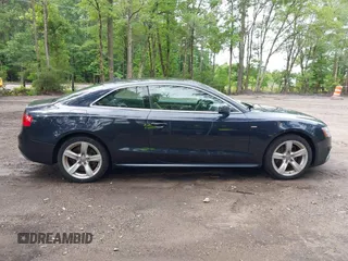 2016 Audi A5 Premium z VIN WAUD2AFR5GA029499, wystawiony jako IAAI lot #42480497 z przebiegiem 197 496 mil mil oraz . Historia ofert i sprzedaży dostępna na DreamBid. Obrazek 13.