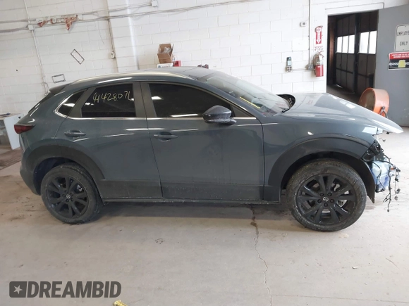 2024 Mazda CX-30 2.5 S Carbon Edition with VIN 3MVDMBCMXRM612697, listed as a IAAI auction lot 41428071 with 28,718 mi miles. Bid and sale history available at carsss.com. Image 13.