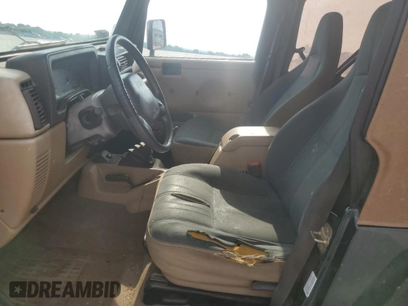 2002 Jeep Wrangler Sahara with VIN 1J4FA59S02P729015, listed as a Copart auction lot 63525745 with Not provided miles and Clean title. Bid and sale history available at DreamBid. Image 10.