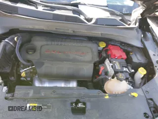 2020 Jeep Compass Latitude with VIN 3C4NJCBBXLT166004, listed as a IAAI auction lot 42025390 with 106,271 mi miles and . Bid and sale history available at carsss.com. Image 10.