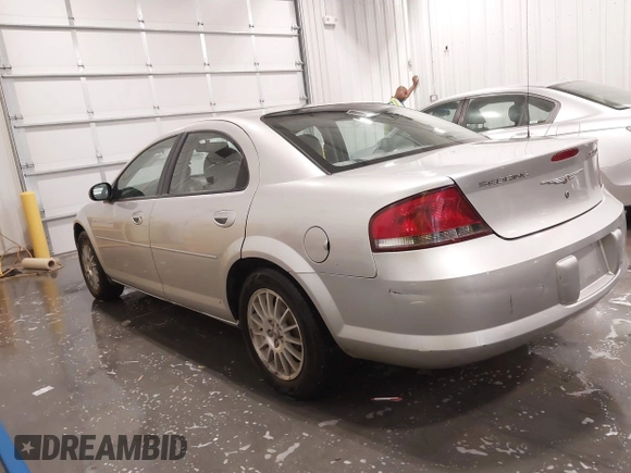 2005 Chrysler Sebring Touring with VIN 1C3EL56R85N579978, listed as a IAAI auction lot 42201586 with 109,591 mi miles and . Bid and sale history available at DreamBid. Image 14.