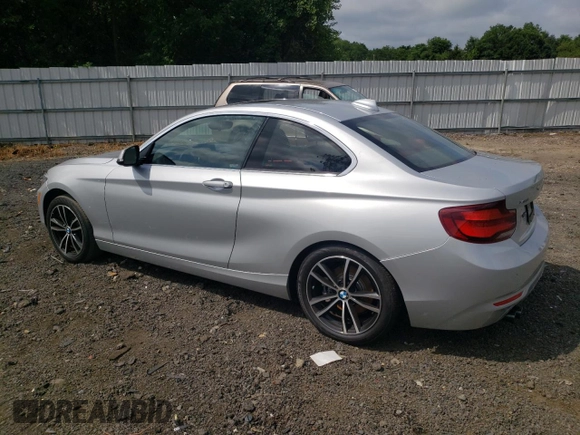 2020 BMW 2 Series 230i xDrive with VIN WBA2J3C0XL7E78702, listed as a Copart auction lot 61998214 with 0 mi miles and Salvage Title. Bid and sale history available at carsss.com. Image 2.