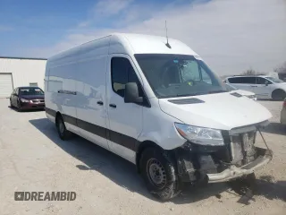 2021 Mercedes-Benz Sprinter with VIN W1Y4EDHY1MT059255, listed as a Copart auction lot 44941404 with 350,725 mi miles and Salvage Title. Bid and sale history available at DreamBid. Image 4.