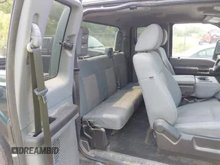 2011 Ford F-250 XL z VIN 1FT7X2BT5BEC44942, wystawiony jako IAAI lot #42383561 z przebiegiem 112 146 mil mil oraz . Historia ofert i sprzedaży dostępna na DreamBid. Obrazek 8.