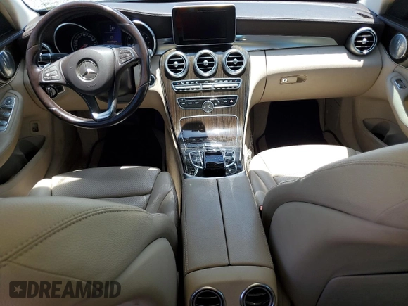 2015 Mercedes-Benz C 300 Luxury with VIN 55SWF4KB5FU034698, listed as a Copart auction lot 64422385 with 161,007 mi miles and Clean title. Bid and sale history available at DreamBid. Image 8.